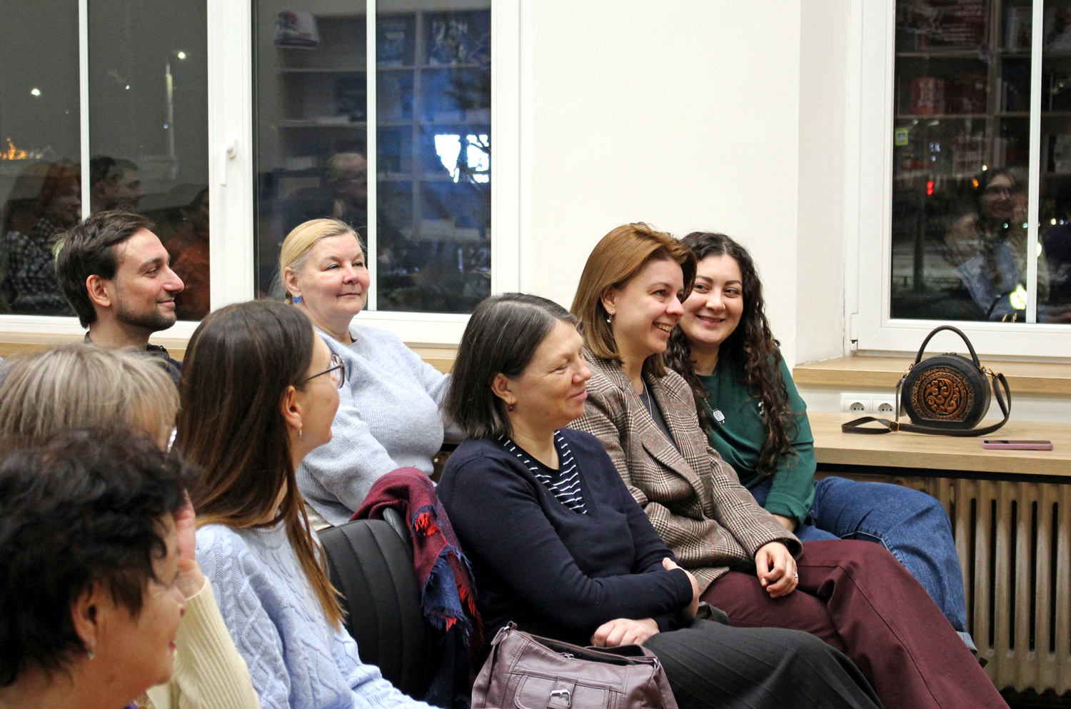 В научной библиотеке прошла презентация книги Евгения Мышкина Будем летать