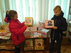 Приходите в Центральную детскую библиотеку г. Гусева и сыграйте в игру-викторину «Сказочная путаница»!