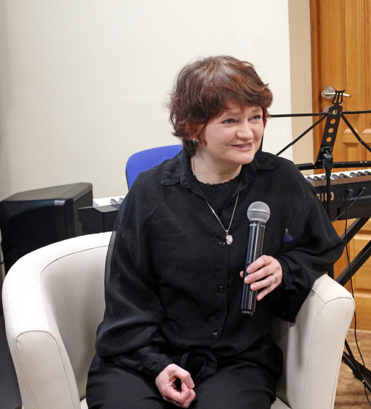 В библиотеке открылась выставка художника-иллюстратора Юлии Соколовской