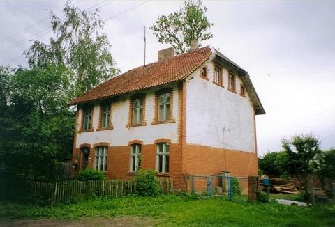 32