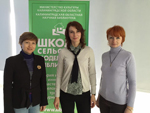 слева направо: Вахрушева А.Л., директор ГБУК города Москвы «Библиотека-читальня им. И. С. Тургенева», Капустина С.В., заведующая научно-методическим отделом ГБУК «Белгородская государственная универсальная научная библиотека», Андон О.А., заведующая Боголюбовской поселковой библиотекой-филиалом МБУК «Суздальская РЦБС» (Владимирская область) 