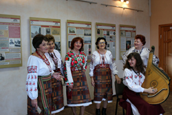 Артисты ансамбля Зустрич