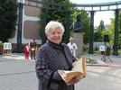 Л.С. Шевелёва подарила библиотеке старинную книгу А.С. Пушкина